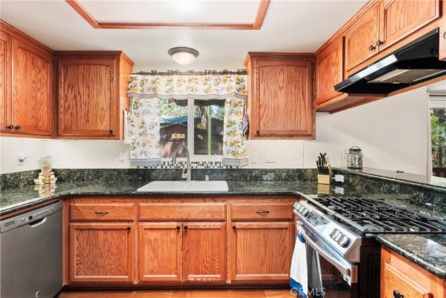 5399 Lone Pine Canyon, Wrightwood, CA 92397