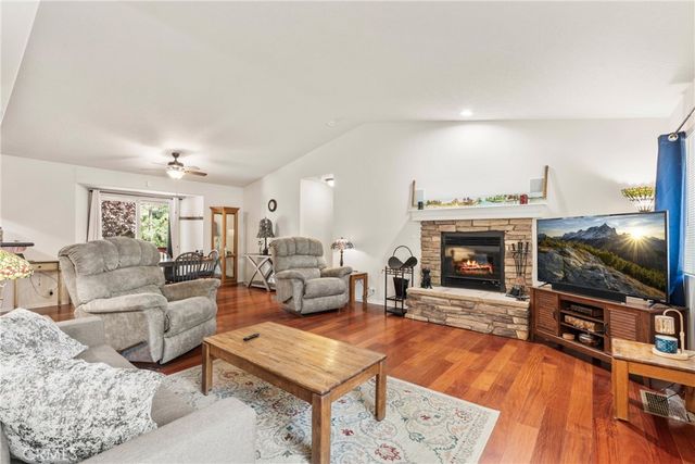 5399 Lone Pine Canyon, Wrightwood, CA 92397