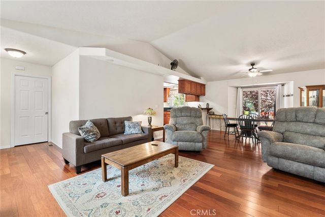 5399 Lone Pine Canyon, Wrightwood, CA 92397