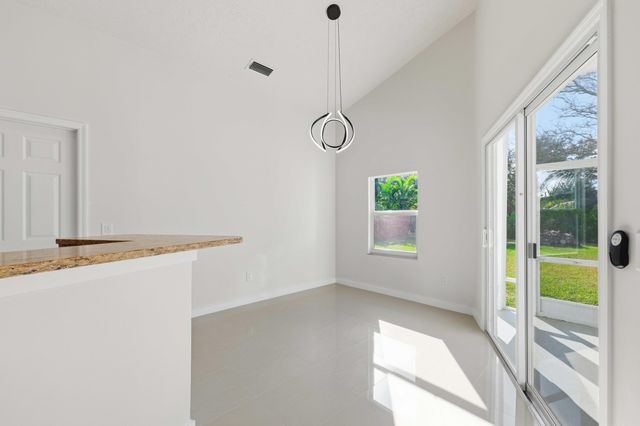 3031 SE Galt Circle, Port St. Lucie, Port St Lucie, FL 34984