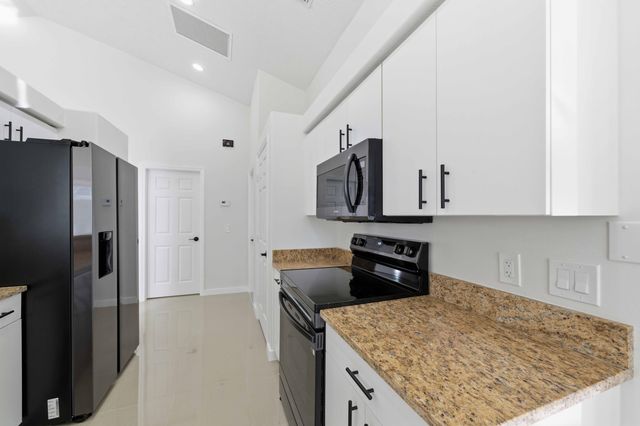 3031 SE Galt Circle, Port St. Lucie, Port St Lucie, FL 34984