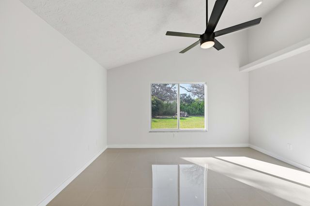 3031 SE Galt Circle, Port St. Lucie, Port St Lucie, FL 34984