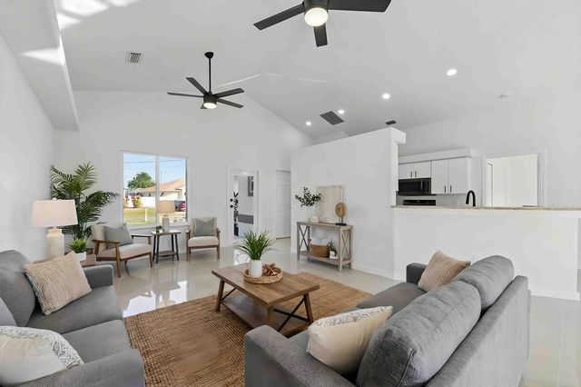 3031 SE Galt Circle, Port St. Lucie, Port St Lucie, FL 34984