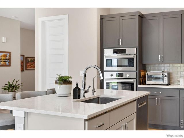1755 Barefoot Drive, Windsor, CO 80550