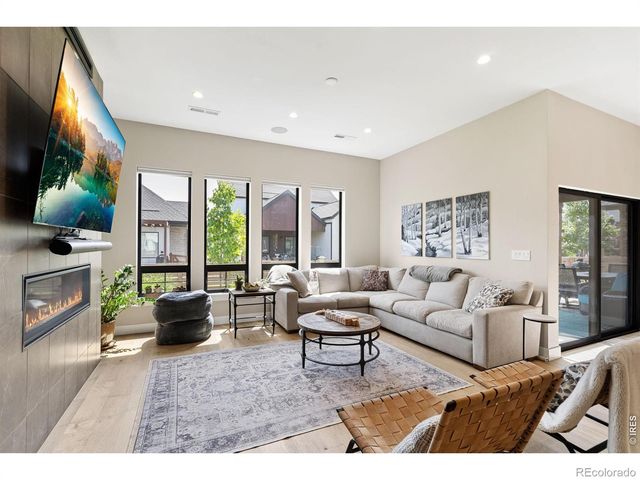 1755 Barefoot Drive, Windsor, CO 80550