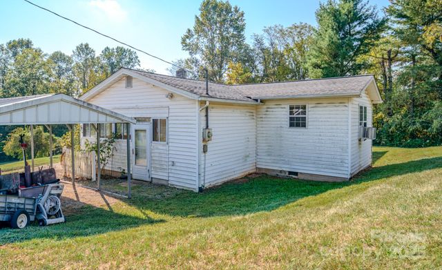 531 Bryson Road, Candler, NC 28715