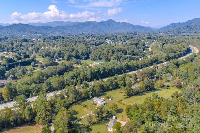 531 Bryson Road, Candler, NC 28715