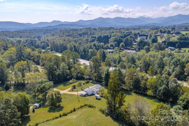 531 Bryson Road, Candler, NC 28715
