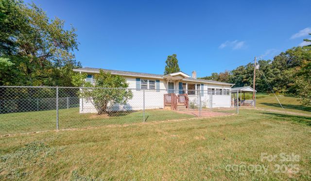 531 Bryson Road, Candler, NC 28715