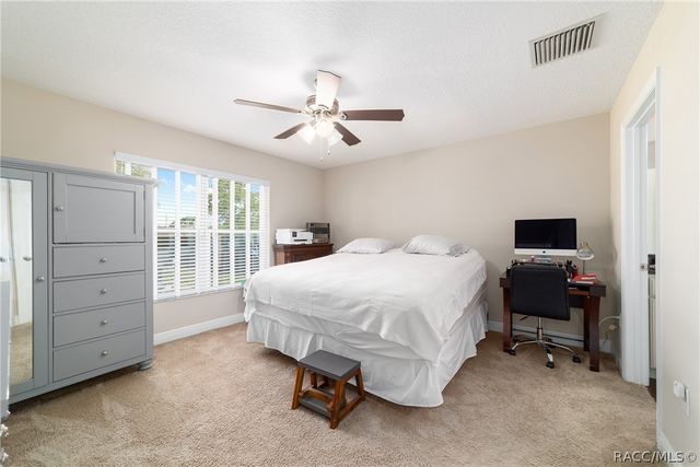 3005 W Kirkwood Place, Dunnellon, FL 34433