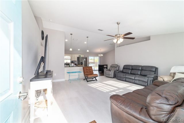 3005 W Kirkwood Place, Dunnellon, FL 34433