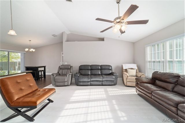 3005 W Kirkwood Place, Dunnellon, FL 34433