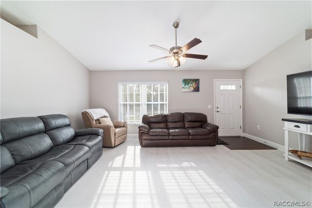 3005 W Kirkwood Place, Dunnellon, FL 34433