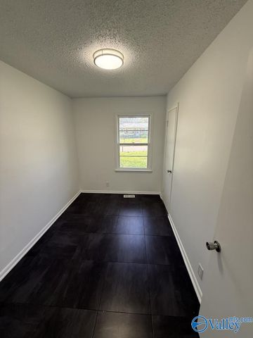 3604 Princess Street NW, Huntsville, AL 35810