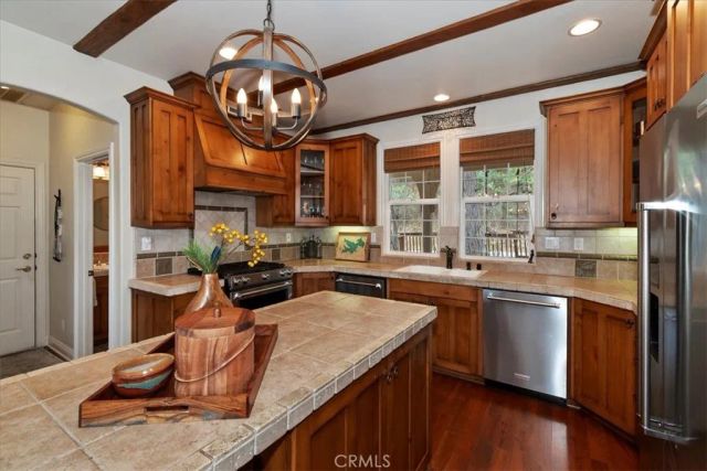 1254 Calgary, Lake Arrowhead, CA 92352