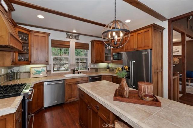 1254 Calgary, Lake Arrowhead, CA 92352