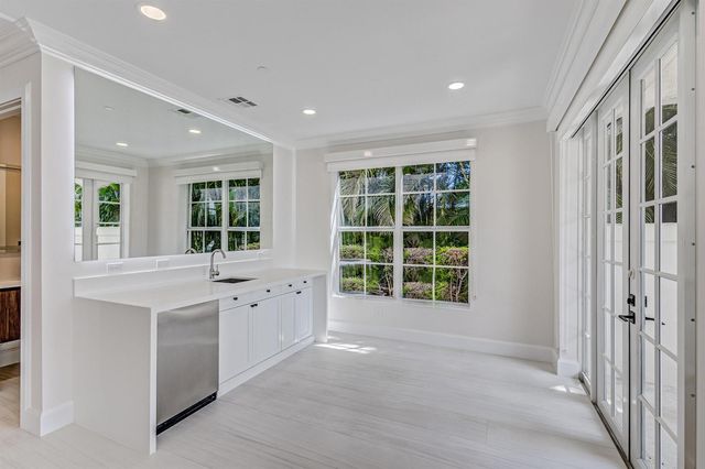 27 Marina Gardens Drive, Palm Beach Gardens, FL 33410