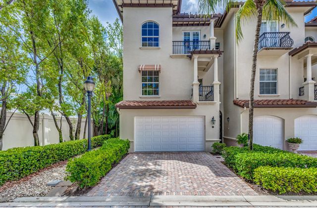 27 Marina Gardens Drive, Palm Beach Gardens, FL 33410