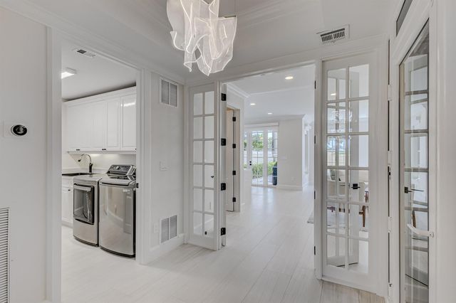 27 Marina Gardens Drive, Palm Beach Gardens, FL 33410