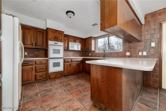 3129 Glen Flora Way, Fort Smith, AR 72908