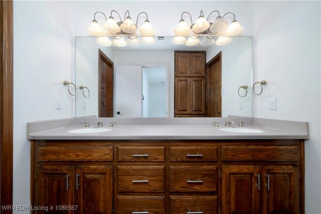 3129 Glen Flora Way, Fort Smith, AR 72908