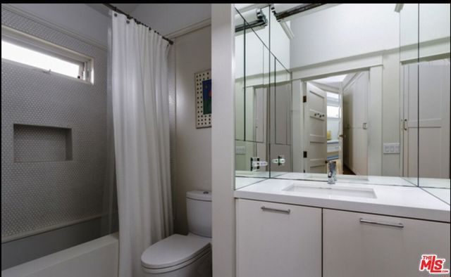 652 Woodlawn Avenue, Venice (los Angeles), CA 90291