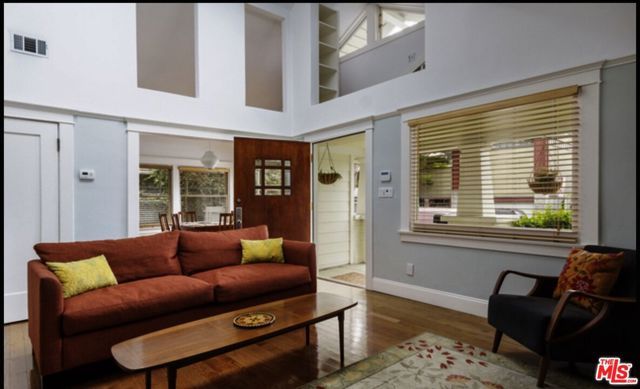 652 Woodlawn Avenue, Venice (los Angeles), CA 90291