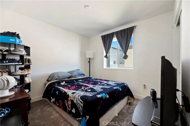 364 CASTAIC Way, Rialto, CA 92377