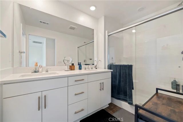 364 CASTAIC Way, Rialto, CA 92377
