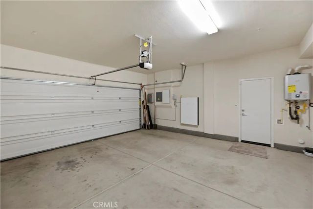 364 CASTAIC Way, Rialto, CA 92377