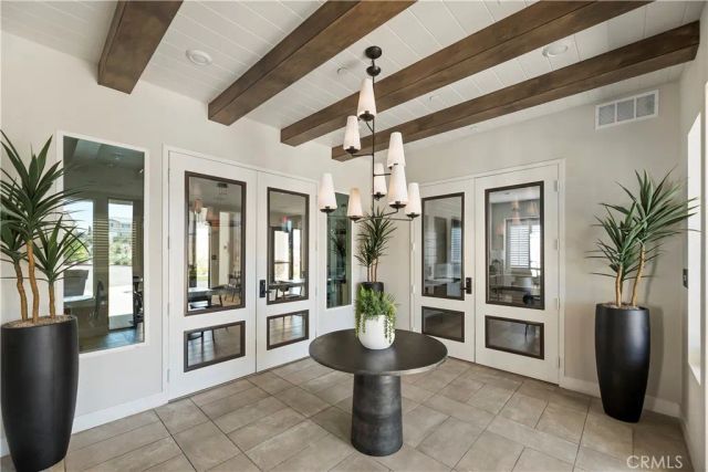 364 CASTAIC Way, Rialto, CA 92377
