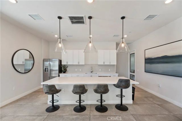 364 CASTAIC Way, Rialto, CA 92377