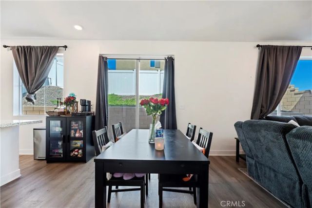 364 CASTAIC Way, Rialto, CA 92377