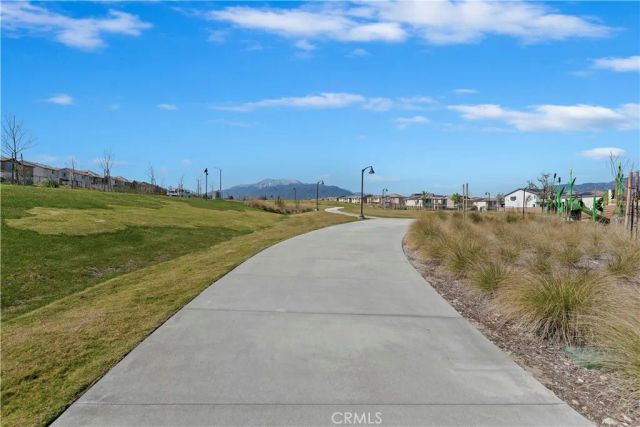 364 CASTAIC Way, Rialto, CA 92377