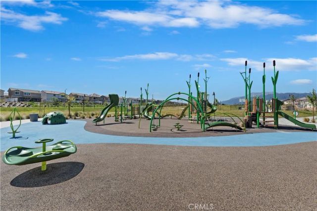 364 CASTAIC Way, Rialto, CA 92377