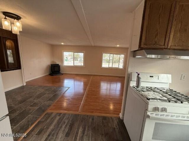 2735 Toiyabe Street, Silver Springs, NV 89429