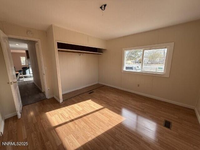 2735 Toiyabe Street, Silver Springs, NV 89429