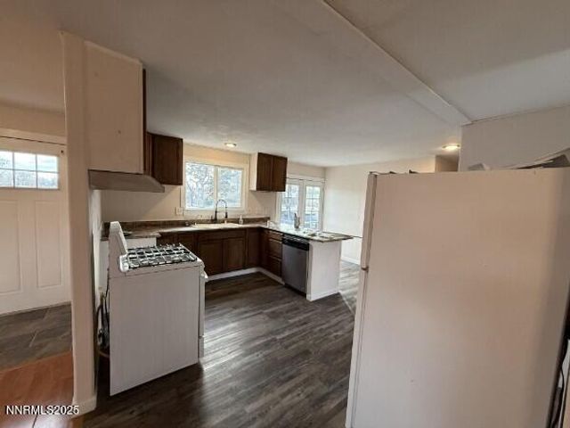 2735 Toiyabe Street, Silver Springs, NV 89429