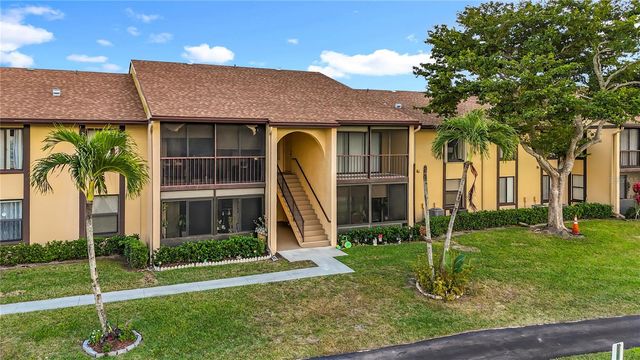 826 SKY PINE WAY G2, Greenacres, FL 33415