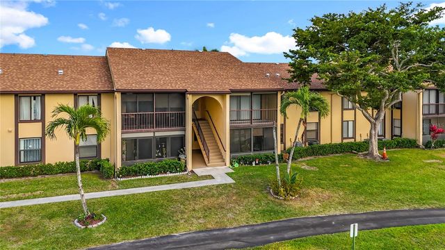 826 SKY PINE WAY G2, Greenacres, FL 33415