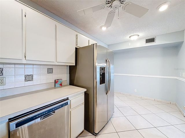 826 SKY PINE WAY G2, Greenacres, FL 33415