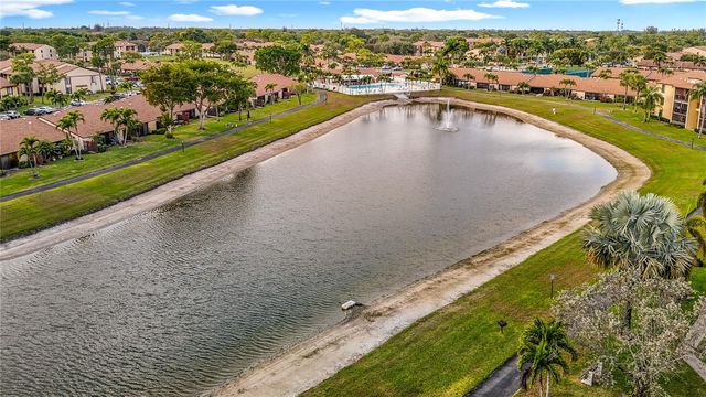 826 SKY PINE WAY G2, Greenacres, FL 33415