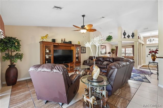 9166 N Eubanks Terrace, Dunnellon, FL 34433