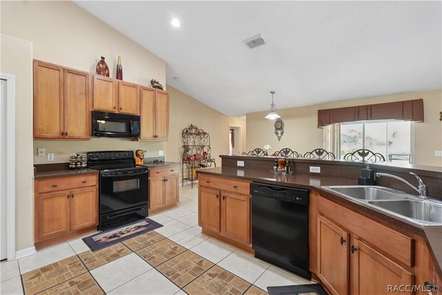 9166 N Eubanks Terrace, Dunnellon, FL 34433