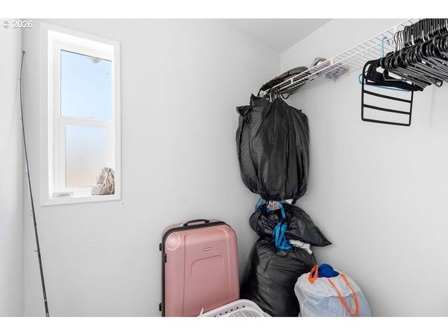 1503 N HAYDEN ISLAND Dr 43, Portland, OR 97217