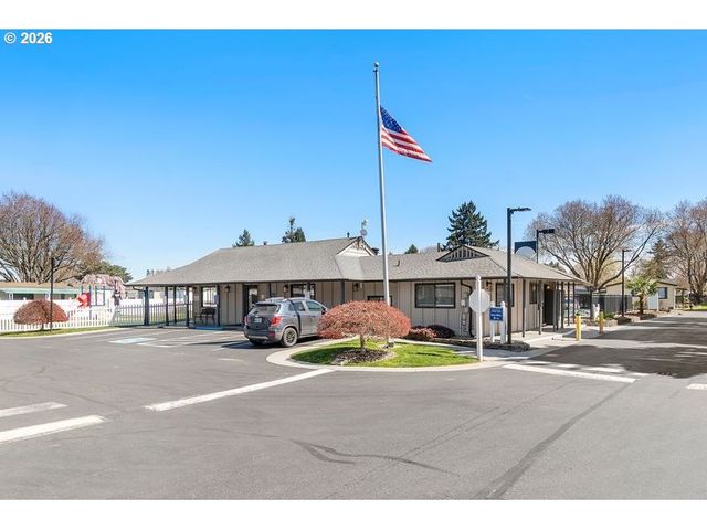 1503 N HAYDEN ISLAND Dr 43, Portland, OR 97217