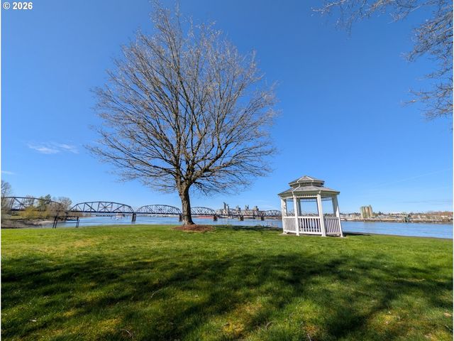 1503 N HAYDEN ISLAND Dr 43, Portland, OR 97217