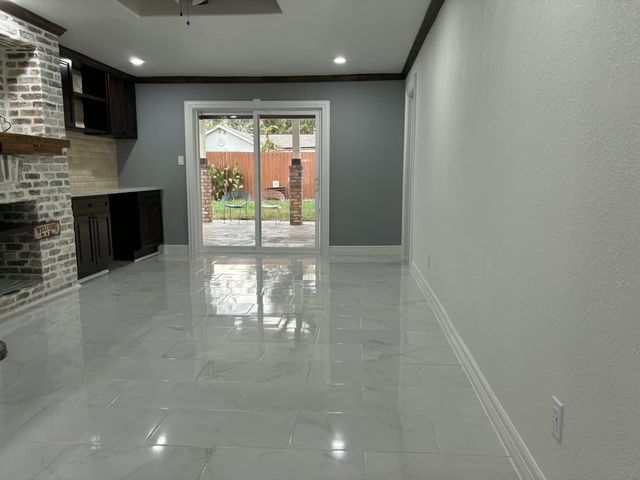 7718 Breezeway Street, Houston, TX 77040