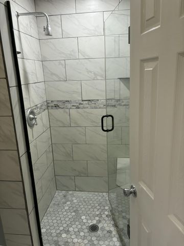 7718 Breezeway Street, Houston, TX 77040