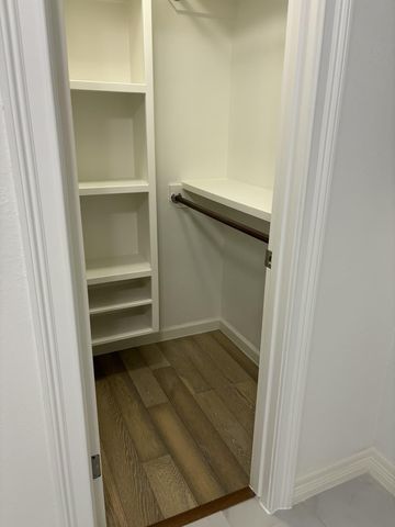 7718 Breezeway Street, Houston, TX 77040